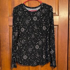 No Boundaries Black w/ White Celestial Print Long Sleeve Tee